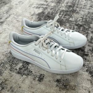 Women’s Puma Soft Foam shoes